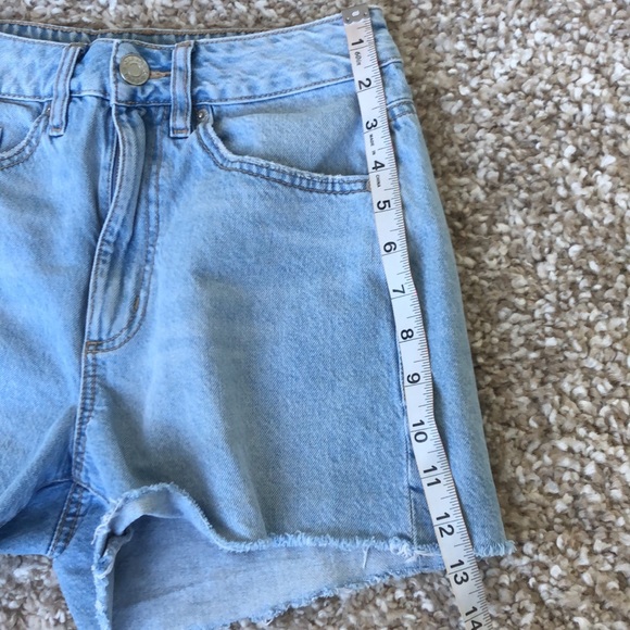 Garage Light Wash High Waist Mom Jean Shorts Sz 3 - Picture 11 of 11